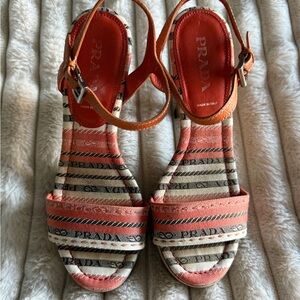Vintage (2000) Prada Women's Multicolor Striped Sandals